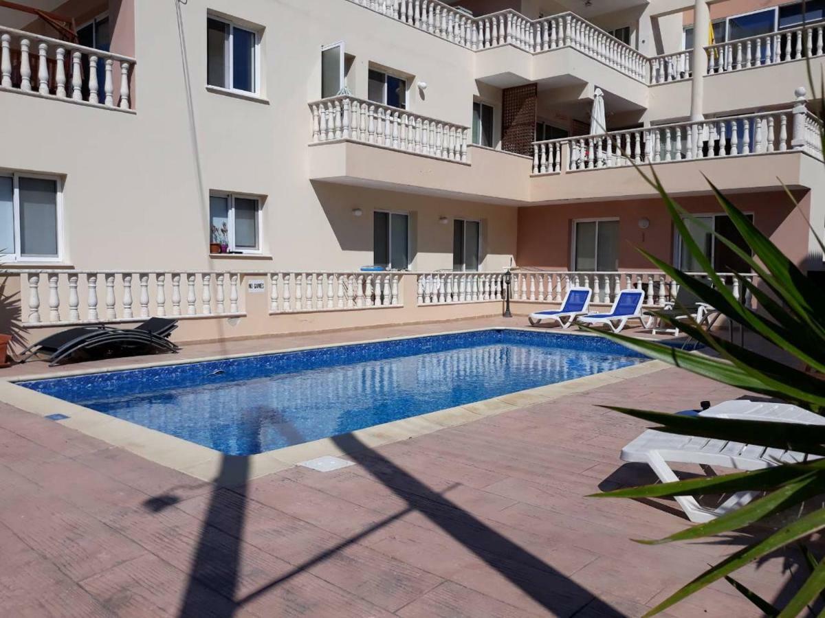 One Bedroom Apartment Alina Court 4 Paphos ภายนอก รูปภาพ